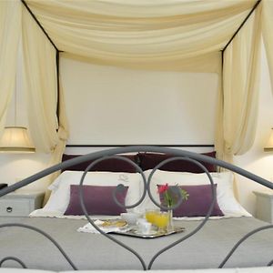 Camera comfort con letto queen size